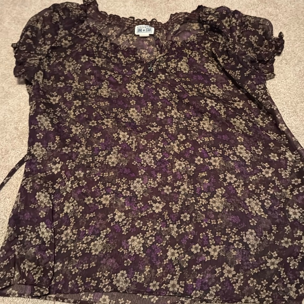 Converse one star purple and light yellow flower print